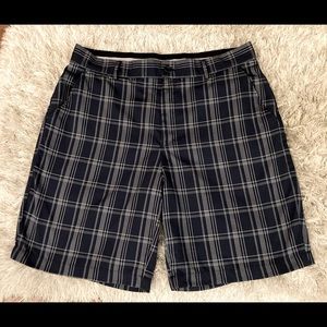 Greg Norman men’s shorts. Navy and gray.  They are size 36, excellent condition